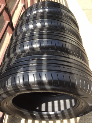 ยาง Yokohama 215 60 16 กลางปี15 ดอกเต็ม ไม่มีปะ ราคาไม่แพง