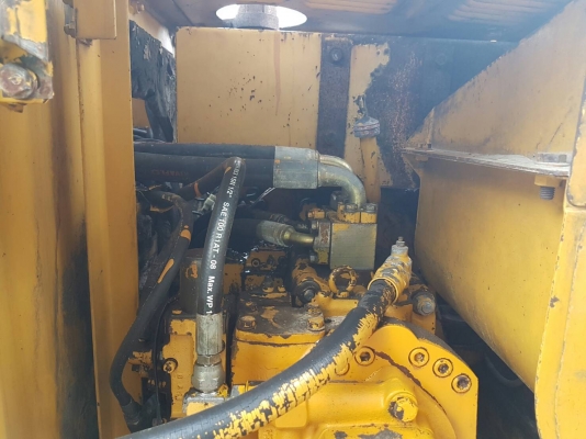 ขายรถแบคโฮ KOMATSU PC200-5 ระบบไฟเต็ม เอกสารเล่มทะเบียน ราคา 650000