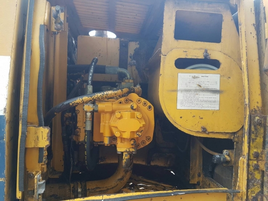 ขายรถแบคโฮ KOMATSU PC200-5 ระบบไฟเต็ม เอกสารเล่มทะเบียน ราคา 650000