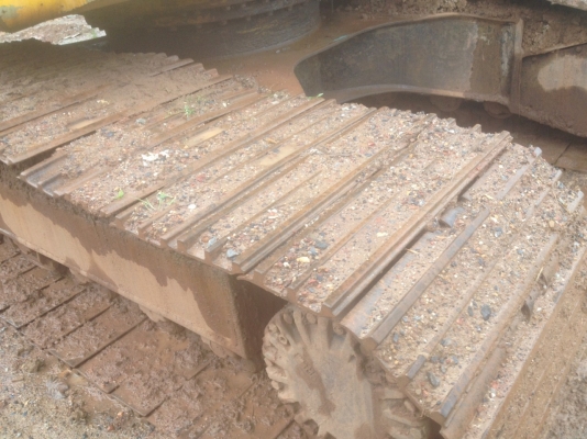 ขายรถแบคโฮ KOMATSU PC200-6 ระบบไฟเต็ม เอกสารเล่มทะเบียน ราคา 570000