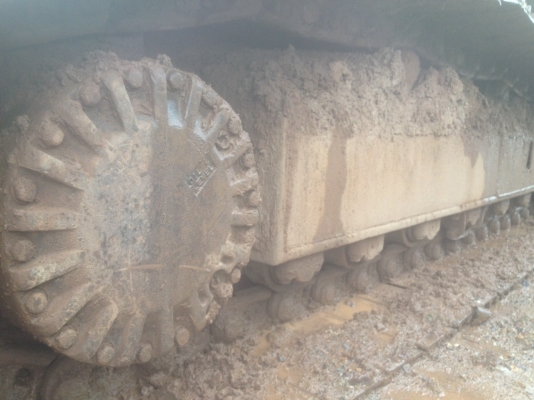 ขายรถแบคโฮ KOMATSU PC200-6 ระบบไฟเต็ม เอกสารเล่มทะเบียน ราคา 570000