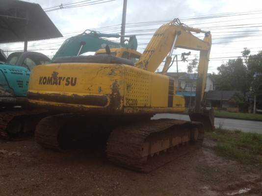 ขายรถแบคโฮ KOMATSU PC200-6 ระบบไฟเต็ม เอกสารเล่มทะเบียน ราคา 570000 ขายรถแบคโฮ KOMATSU PC200-6 ระบบไฟเต็ม เอกสารเล่มทะเบียน ราคา 570000