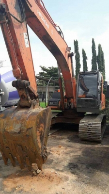 ขายรถแบคโฮ HITACHI ZX200-1 เอกสารเล่มทะเบียน ไมล์ 10400 ชม.ราคา 1200000