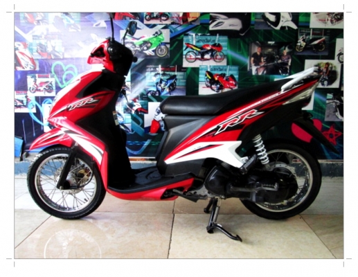 MIO 125 i สีขาวแดง ลาย RR ระบบหัวฉีดอัจฉริยะ YMJET-FI ประหยัดน้ำมัน โปรโมชั่น แถม 3 รายการ 22900 MIO 125 i สีขาวแดง ลาย RR ระบบหัวฉีดอัจฉริยะ YMJET-FI ประหยัดน้ำมัน โปรโมชั่น แถม 3 รายการ 22900