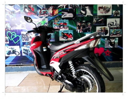 MIO 125 i สีขาวแดง ลาย RR ระบบหัวฉีดอัจฉริยะ YMJET-FI ประหยัดน้ำมัน โปรโมชั่น แถม 3 รายการ 22900 MIO 125 i สีขาวแดง ลาย RR ระบบหัวฉีดอัจฉริยะ YMJET-FI ประหยัดน้ำมัน โปรโมชั่น แถม 3 รายการ 22900