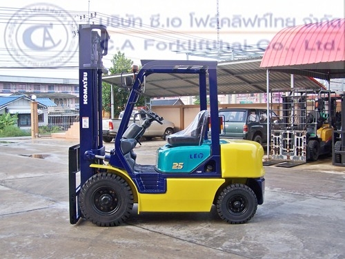ขาย รถโฟล์คลิฟท์ KOMATSU รุ่น FD25T-12
