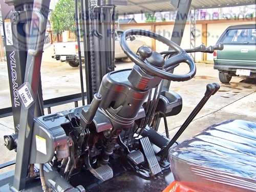 ขาย รถโฟล์คลิฟท์ TOYOTA รุ่น 6FD30