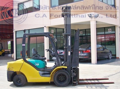 ขาย รถโฟล์คลิฟท์ KOMATSU รุ่น FG30HT-15 ขาย รถโฟล์คลิฟท์ KOMATSU รุ่น FG30HT-15