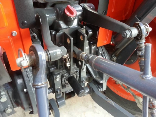 คูโบต้า L3008 4 WD ใบมีดช้าง ผานหลังใหม่ ทำงาน 238 ชั่วโมง สีเดิมๆโรงงาน 100 เปอร์เซ็น