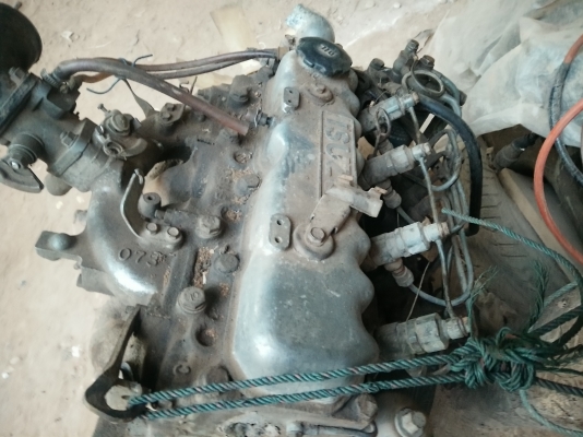 ขายเครื่อง isuzu c190 ยกลงตัวรถทำอีแต๋น