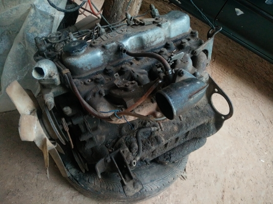 ขายเครื่อง isuzu c190 ยกลงตัวรถทำอีแต๋น