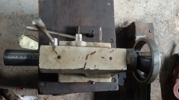 ขายแท่นยันศูนย์กลึง