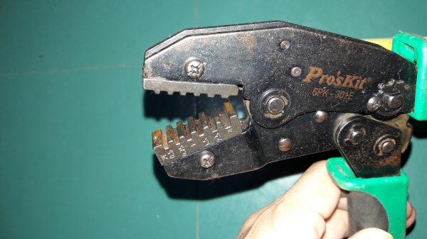 ขายคีมย้ำPro'skit 6PK-301EแบบAUTOใช้งานง่ายเหมาะมือสองสภาพดี