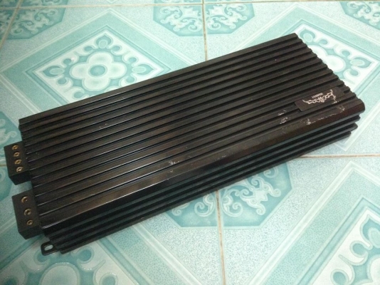 แอมป์คลาสดี impor1800D(ซามากัส) แรงๆวัตเต็ม มือสองสภาพดี ไม่มีฝาหลัง ใช้งานปกติ ขับซับ10&quot;-12&quot;หล่อ(ว้อยไม่เกิน3&quot;ได้สบาย) ขาย 2650 บาท สนใจ0892425454 อยู่สระบุรีส่งได้