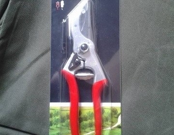 ขายกรรไกรตัดกิ่งไม้เฟลโก้FELCO Made in Swizzerland.เก่าเก็บ