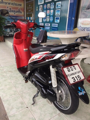Yamaha Mio115i รถปี55 สีขาว-ดำ-แดง หัวฉีดประหยัดน้ำมัน พร้อมใช้งานครับ
