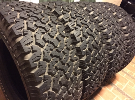 ยาง All BF Goodrich 265 70 16 ปี13 ดอกเต็ม ติดหนวดทุกเส้น ไม่มีปะ ราคาไม่แพง