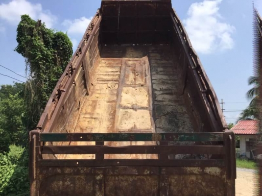 ขาย 1,190,000Hino FM3 M 1 ดั้มพ์ แม่ - ลูก อู่เสรีชัย ลูกสามคานยัด ปหัวเดิมๆ เครื่อง M 10 C เกียร์อีตัล คัสซีสวย กระบะตัวไม่ค่อยสวย ลูกคัสซี สวยสภาพใช้งานได้เลย.  รถอยู่ จ.อุทัยธานี  090-772-3710 090-772-3708