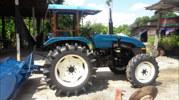 รถไถมือสอง ขายรถไถไทยชัน454แรงราคา120000บาทสนใจ โทร 081-365-5997 อำพร พาเจริญ (มีค้าแนะนำ3000ถ้ามาจากเฟสใครแจ้งทางร้านด้ายนะครับ) ต. วังบัว อ. คลองขลุงจ.กำแพงเพชร ดูสินค้าเพิ่มเติมได้ที่  (http://buasorn.truck2hand.com)