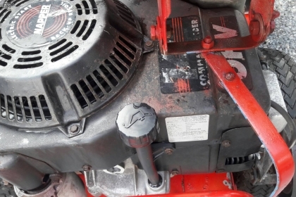 ขาย รถตัดหญ้านั่งขับ SNAPPER SR1433 ใบตัดกลาง สภาพสวย เครื่องยนต์ 14 แรง เก่าญี่ปุ่น ราคา 38,500