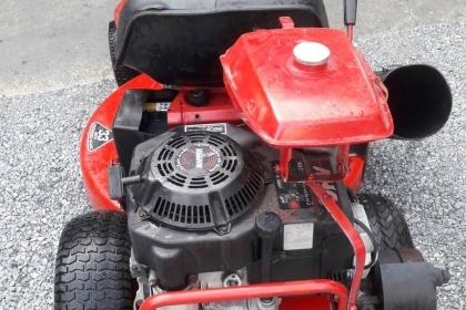 ขาย รถตัดหญ้านั่งขับ SNAPPER SR1433 ใบตัดกลาง สภาพสวย เครื่องยนต์ 14 แรง เก่าญี่ปุ่น ราคา 38,500