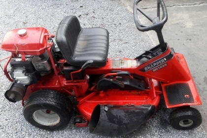 ขาย รถตัดหญ้านั่งขับ SNAPPER SR1433 ใบตัดกลาง สภาพสวย เครื่องยนต์ 14 แรง เก่าญี่ปุ่น ราคา 38,500
