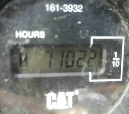 ขาย 1,950,000 CAT 320D  ทำงานน้อย 7,102 ชม. เครื่องดี โช่หนา ไฟฟ้าครบ เอกสารอินวอยท์ รถสวยพร้อมใช้มาก รถอยู่ จ.อุดรธานี  090-772-3710 090-772-3708