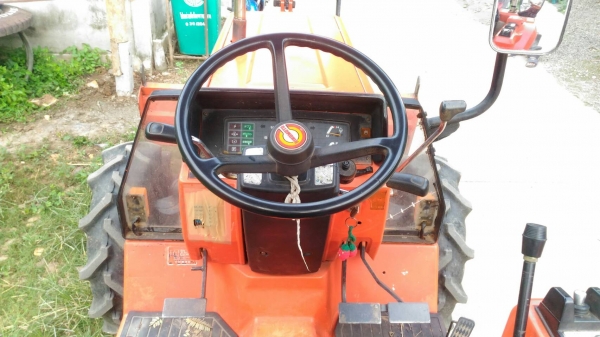 สีนวนจัดให้ HINOMOTO 29แรงสภาพรถนอก สวยๆแรงๆ พวงมาลัยพาวเวอร์ ขับเคลื่อนสี่ล้อ พร้อมใช้งานแบบทนๆ มีใบดันพร้อมใบตัดหญ่า สนใจติดต่อ 089-9638932 สีนวนจัดให้ HINOMOTO 29แรงสภาพรถนอก สวยๆแรงๆ พวงมาลัยพาวเวอร์ ขับเคลื่อนสี่ล้อ พร้อมใช้งานแบบทนๆ มีใบดันพร้อมใบตัดหญ่า สนใจติดต่อ 089-9638932