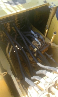 ขายรถแบคโค KOMATSU PC200-7 ไฟฟ้าครบ เอกสารเล่มทะเบียน ราคา1,550,000 สนใจโทร 090-8588220คุณนะ 093-3258446คุณบิว หรือเข้าดูสินค้าอื่นๆได้ที่ www.narong2truck.com หรือ www.truck.in.th/498 หรือเพจFacebook ณรงค์ ซื้อขายรถมือสอง (เว็บไซต์ส่วนตัว) หรือFacebook ค