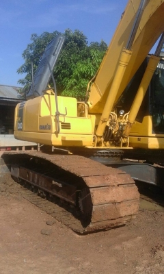 ขายรถแบคโค KOMATSU PC200-7 ไฟฟ้าครบ เอกสารเล่มทะเบียน ราคา1,550,000 สนใจโทร 090-8588220คุณนะ 093-3258446คุณบิว หรือเข้าดูสินค้าอื่นๆได้ที่ www.narong2truck.com หรือ www.truck.in.th/498 หรือเพจFacebook ณรงค์ ซื้อขายรถมือสอง (เว็บไซต์ส่วนตัว) หรือFacebook ค