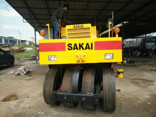 ขายด่วนรถบดล้อยาง9ล้อSAKAI TS7409 ตรวจเช็คพร้อมใช้ทำสี เล่มทะเบียน