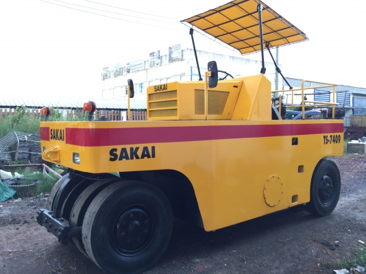 ขายด่วนรถบดล้อยาง9ล้อSAKAI TS7409 ตรวจเช็คพร้อมใช้ทำสี เล่มทะเบียน