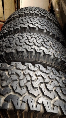 ยาง BF ALL 265 x 75 x 16 พร้อมล้อเล็บเหยี่ยวแท้ ISUSU 4 WD ยาง BF ALL 265 x 75 x 16 พร้อมล้อเล็บเหยี่ยวแท้ ISUSU 4 WD