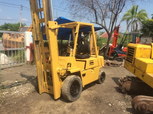 komatsu fd2.0ตัน พร้อมใช้ เก่าญี่ปุ่น ยางตัน เครื่องดีเซล