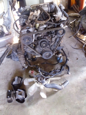 เครื่องISUZU ดีแม็กตัวแรก4JA1-Tพร้อมเกียร์อุปกรณ์ครบๆ