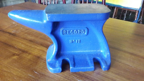 ขายทั่งRECORD NO.11 made in England.ใหม่เก่าเก็บขนาด5กิโล