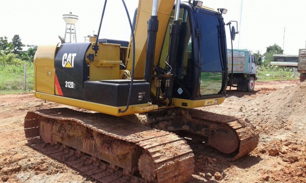 ขายแมกโคแคท312D2รถมือเดียวป้ยแดง7000ชมสวยกิ้บ