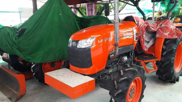 ขายรถไถ คูโบต้า L4708SP คืนดาวน์1แสน เจ้าของจะส่งงวดแรกให้ ทำงานร้อย ชม. อุปกรณ์ ผาน6 โรตารี่ ทำงวดมา6งวด