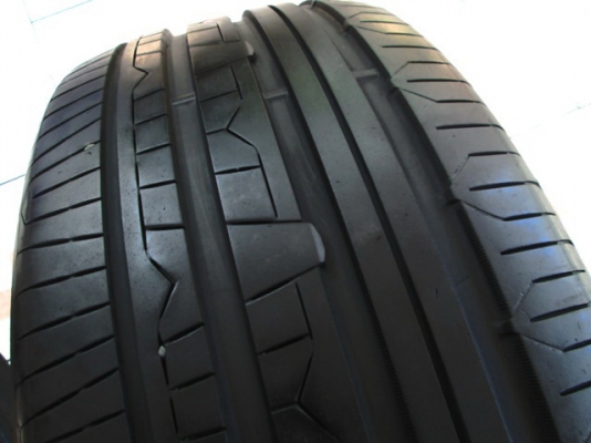 ขายยาง NITTO NT830 (๋JAPAN) 235-55-17 ปลายปี14 งามๆ (1คู่)