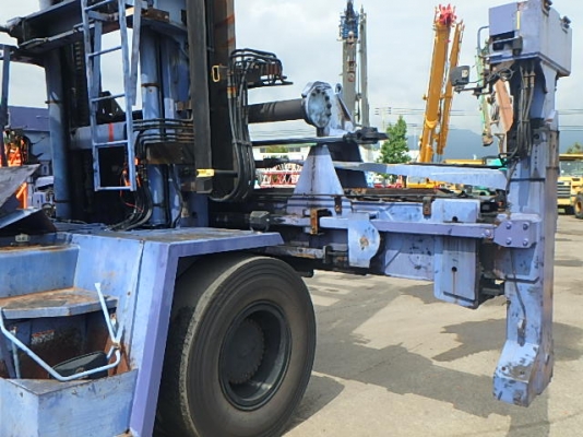 ขายรถโฟคลิฟท์ TOYOTA FD4H200 ขายรถโฟคลิฟท์ TOYOTA FD4H200