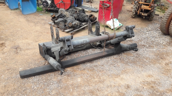 เหลือตัวเดียวแล้วครับ ฝาปิดท้าย รถบรรทุก  6 - 10  ล้อ มีแต่โครง ไม่มีแผ่นปิดฝาท้ายมา ราคาถูกๆ