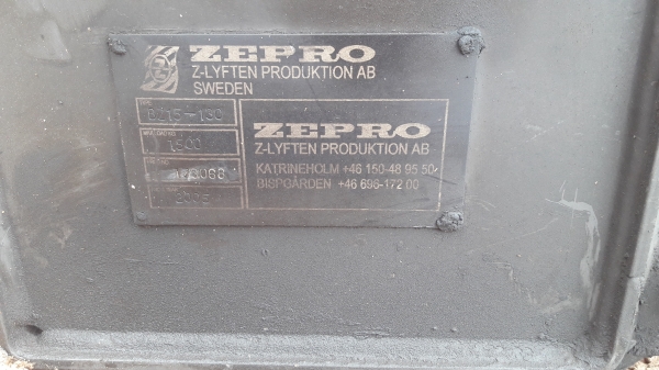 เหลือตัวเดียวแล้วครับ ฝาปิดท้าย รถบรรทุก  6 - 10  ล้อ มีแต่โครง ไม่มีแผ่นปิดฝาท้ายมา ราคาถูกๆ
