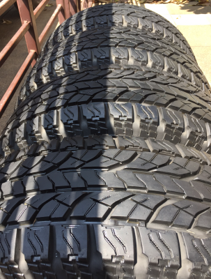 ยาง All Yokohama 265 70 16 ปลายปี12 ดอกเต็ม ไม่มีปะ ราคาไม่แพง