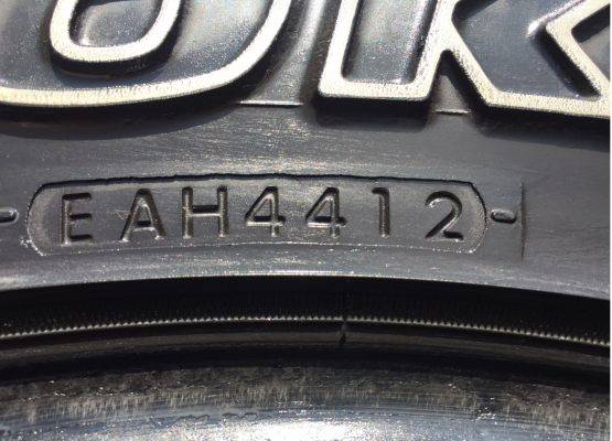 ยาง All Yokohama 265 70 16 ปลายปี12 ดอกเต็ม ไม่มีปะ ราคาไม่แพง