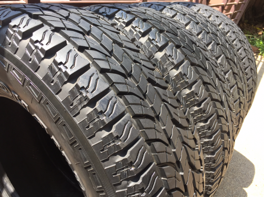 ยาง All Yokohama 265 70 16 ปลายปี12 ดอกเต็ม ไม่มีปะ ราคาไม่แพง