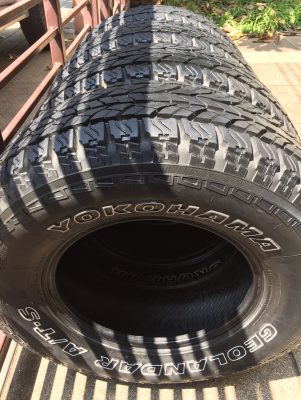 ยาง All Yokohama 265 70 16 ปลายปี12 ดอกเต็ม ไม่มีปะ ราคาไม่แพง