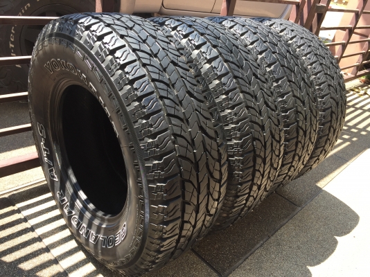 ยาง Dunlop 265 70 16 ปลายปี14 ดอกเต็ม ใช้ยาว ราคาไม่แพง