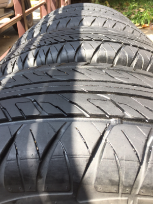 ยาง Dunlop 265 70 16 ปลายปี14 ดอกเต็ม ใช้ยาว ราคาไม่แพง ยาง Dunlop 265 70 16 ปลายปี14 ดอกเต็ม ใช้ยาว ราคาไม่แพง