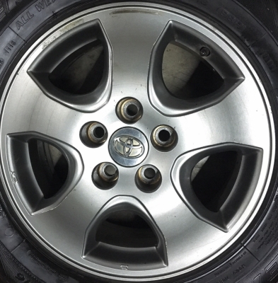 แม็ก Toyota Vigo Chame พร้อมยาง 215-65-16 ปี16 แม็ก Toyota Vigo Chame พร้อมยาง 215-65-16 ปี16