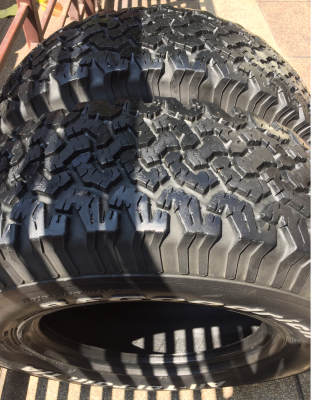 ยางคู่ All BF Goodrich 265 75 16 ปี14 ดอกเต็ม สวยคม ไม่มีปะ ราคาไม่แพง ยางคู่ All BF Goodrich 265 75 16 ปี14 ดอกเต็ม สวยคม ไม่มีปะ ราคาไม่แพง
